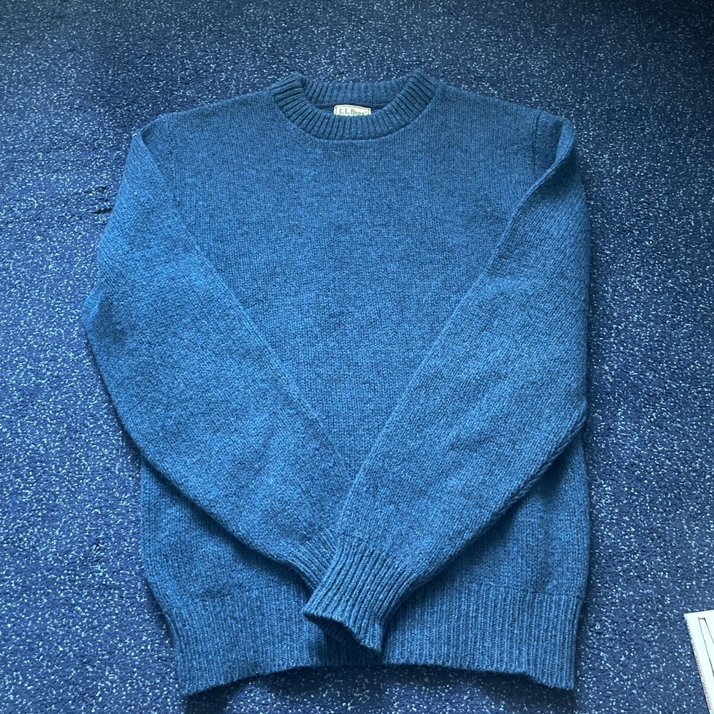 LL BEAN BLUE WOOL SWEATER
